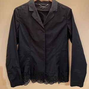 Lida Baday black shirt